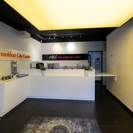 호텔 Duesseldorfer Hof 3*