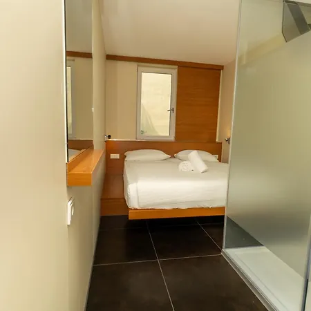 Dusseldorfer Hof Hotel 3*