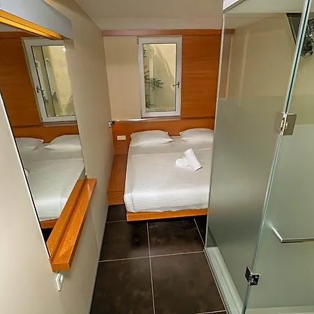 Dusseldorfer Hof 3* Frankfurt am Main