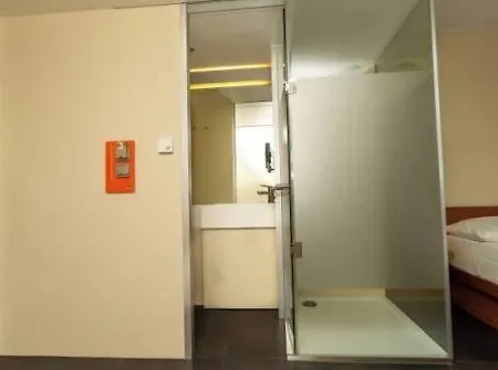 Hotel Duesseldorfer Hof 3*