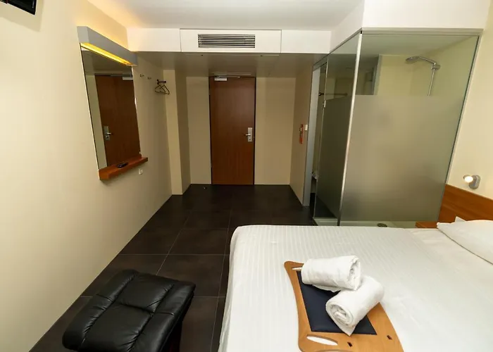 فندق Duesseldorfer Hof 3*